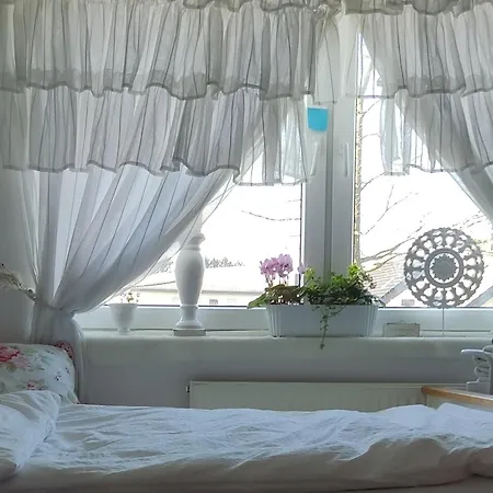 Accommodatie bij particulieren Romantischer Traum, Nur 1 Tag Im Voraus Zu Buchen, Mit Tv Inkl Netflix Bielefeld