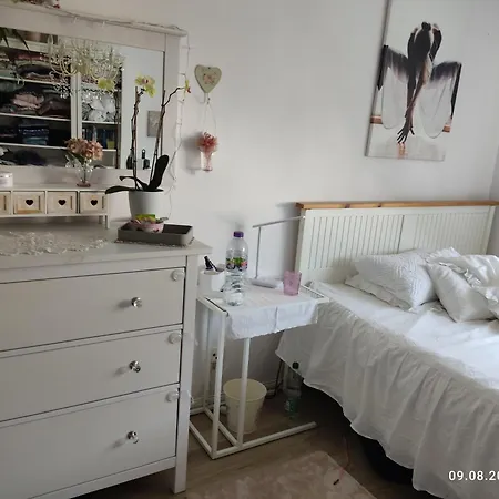 Accommodatie bij particulieren Romantischer Traum, Nur 1 Tag Im Voraus Zu Buchen, Mit Tv Inkl Netflix Bielefeld